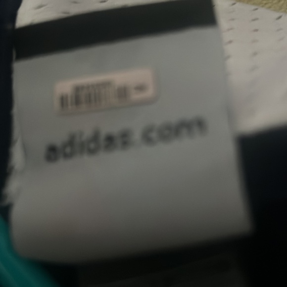 NBA jerseys - Picture 4 of 4